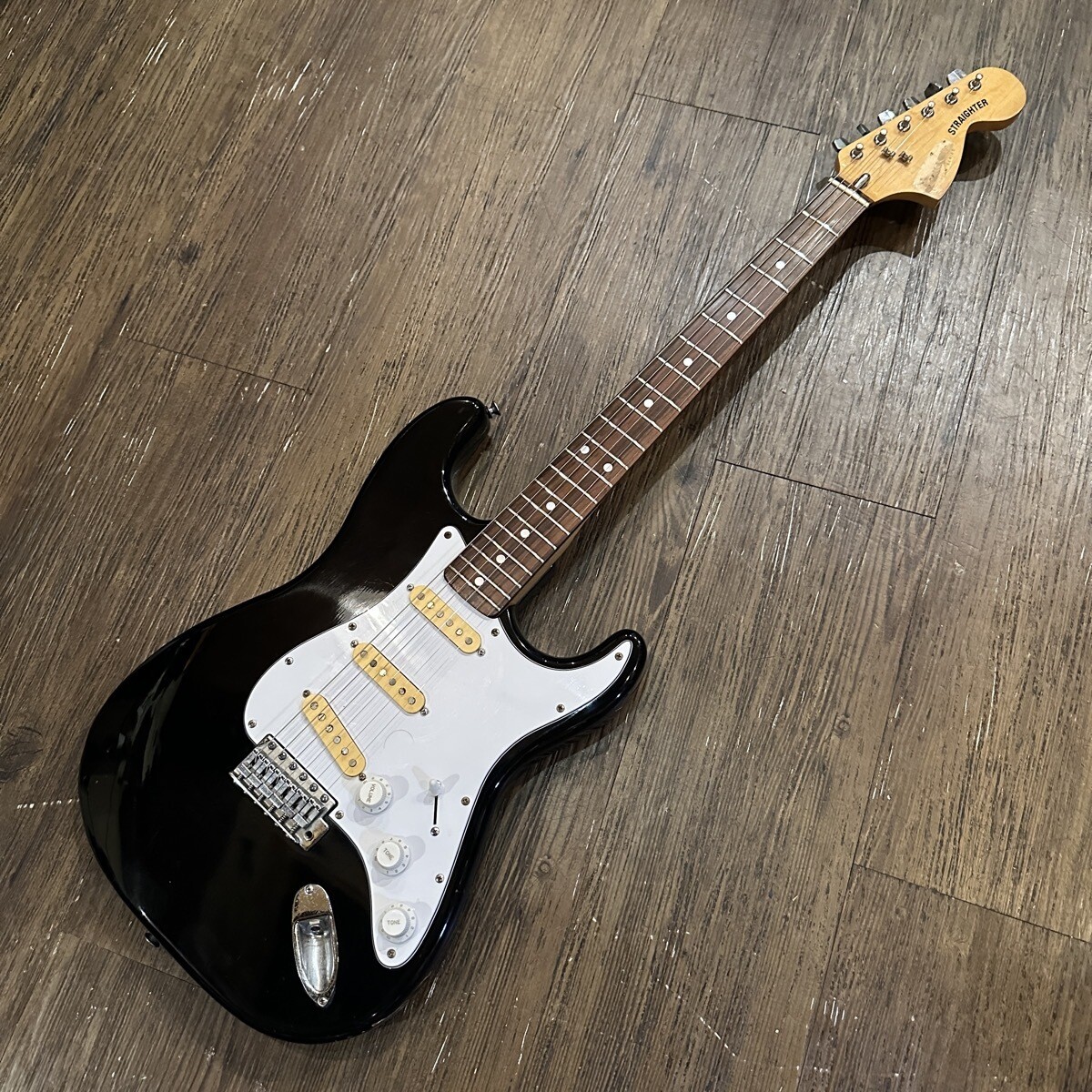 MIJ Vintage Fresher Straighter Stratocaster Type Electric Guitar