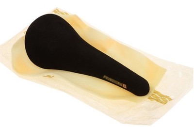Kashimax Five Gold 8P Keirin Track Saddle NJS 30mm Rails Black