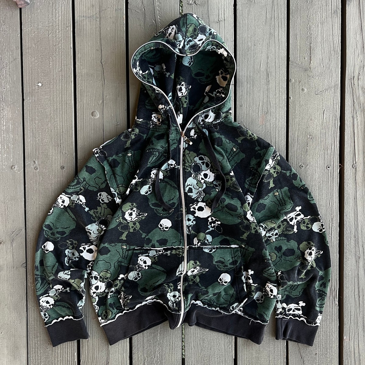 Vintage Y2K Skate Grunge Sarin AOP Skull Full Zip Up Hoodie XL