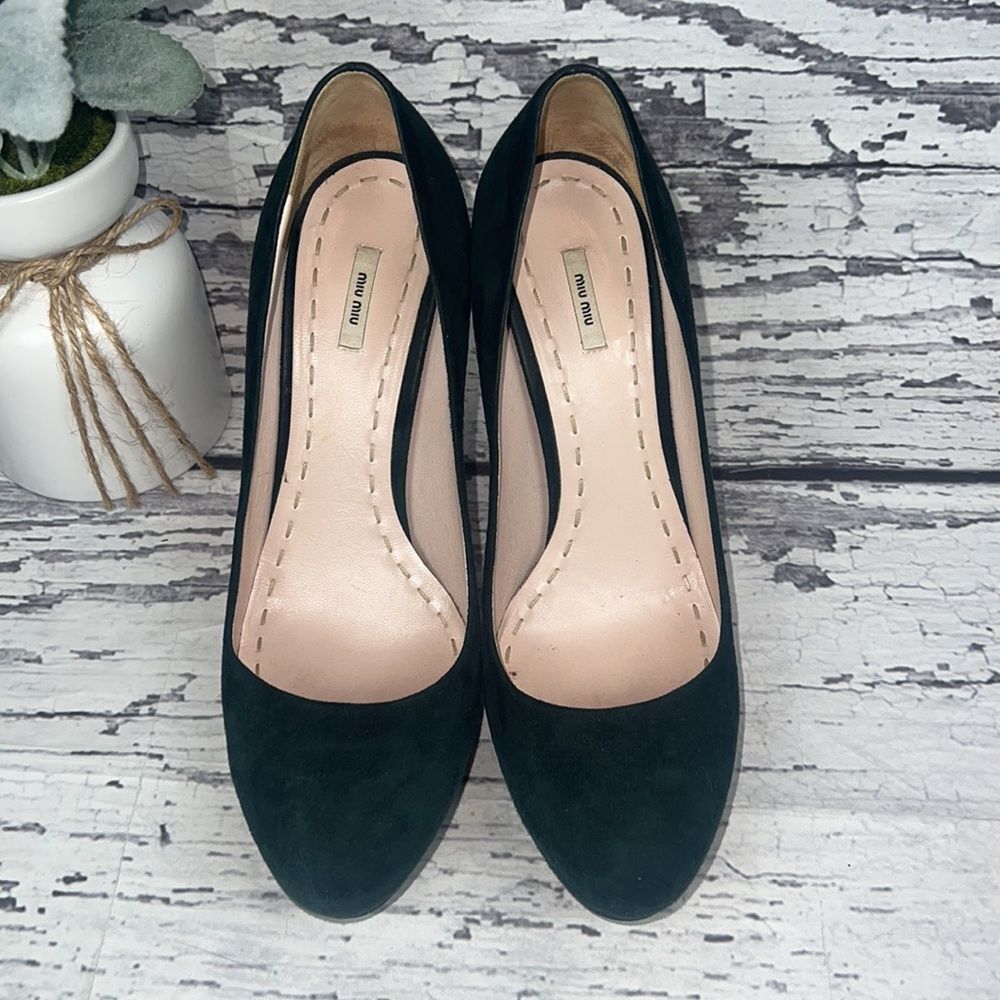 MIU MIU - Green Velvet Platform Heels - Size 39.5 | eBay