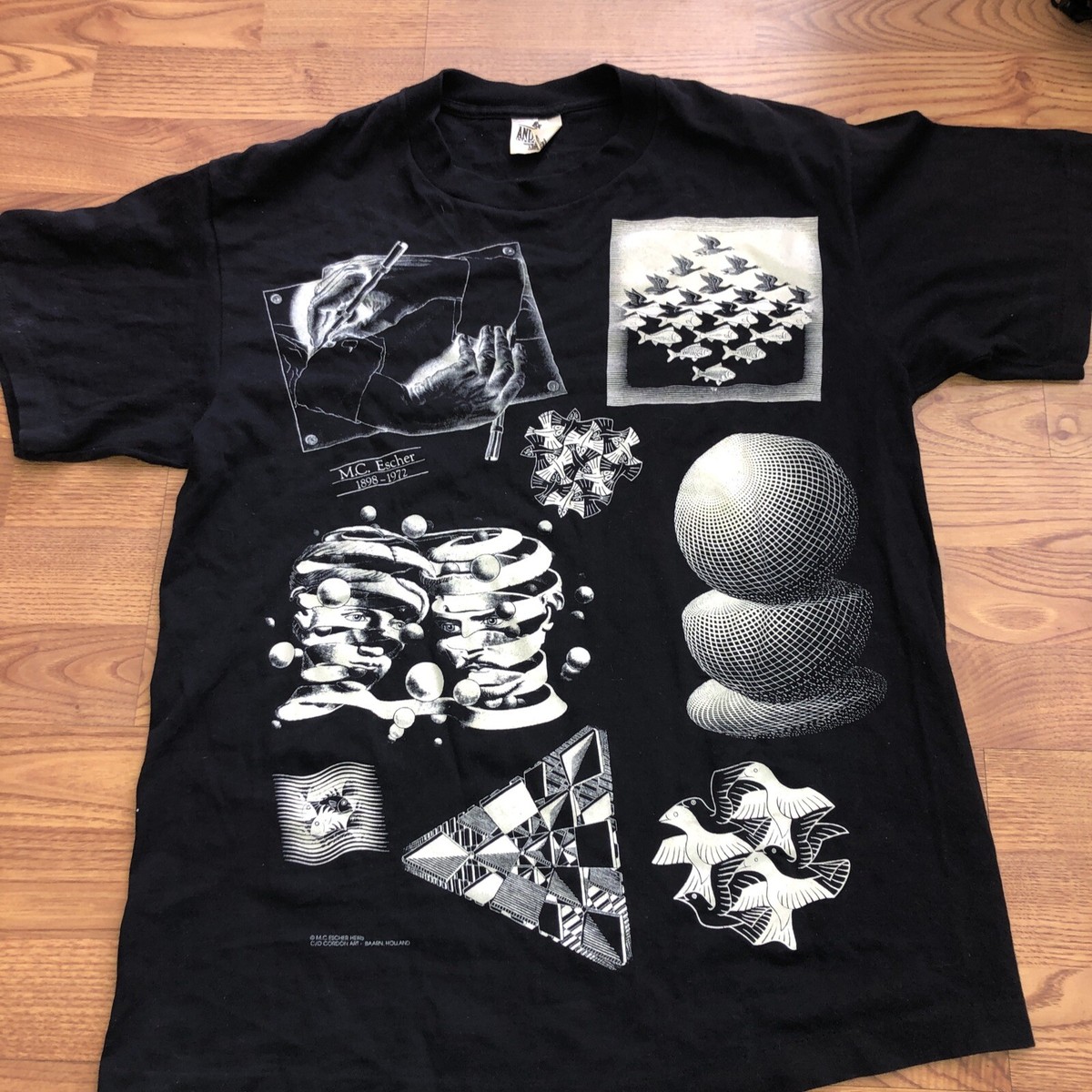 Vintage 90s MC Escher Andazia All Over Print Art Museum T-shirt