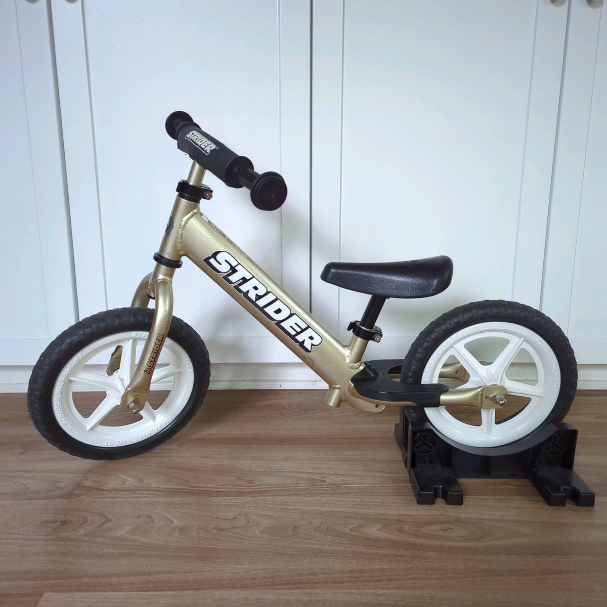 LIMITED EDITION - Strider Pro Balance Bike 10th Anniversary