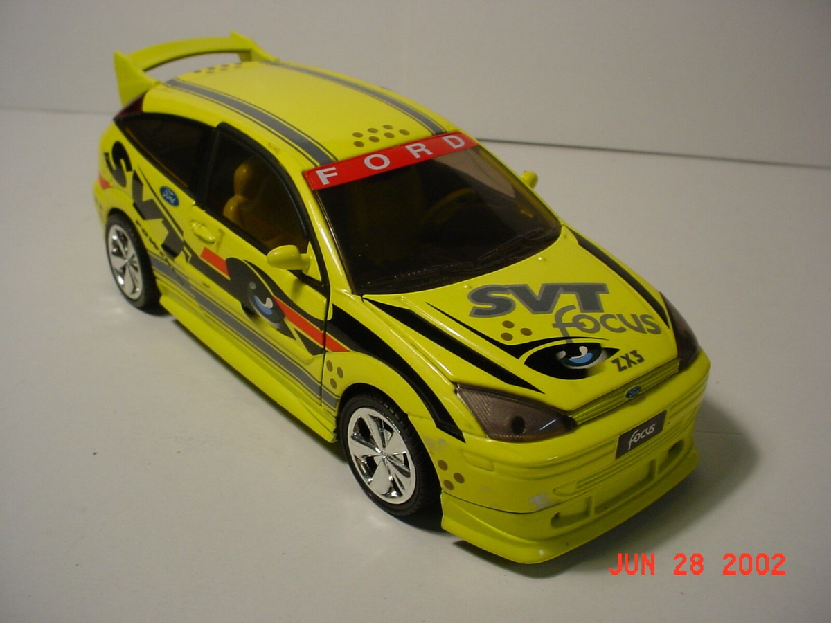 MotorMax Ford Focus SVT ZX3 1/24 Diecast Model Uprm | eBay