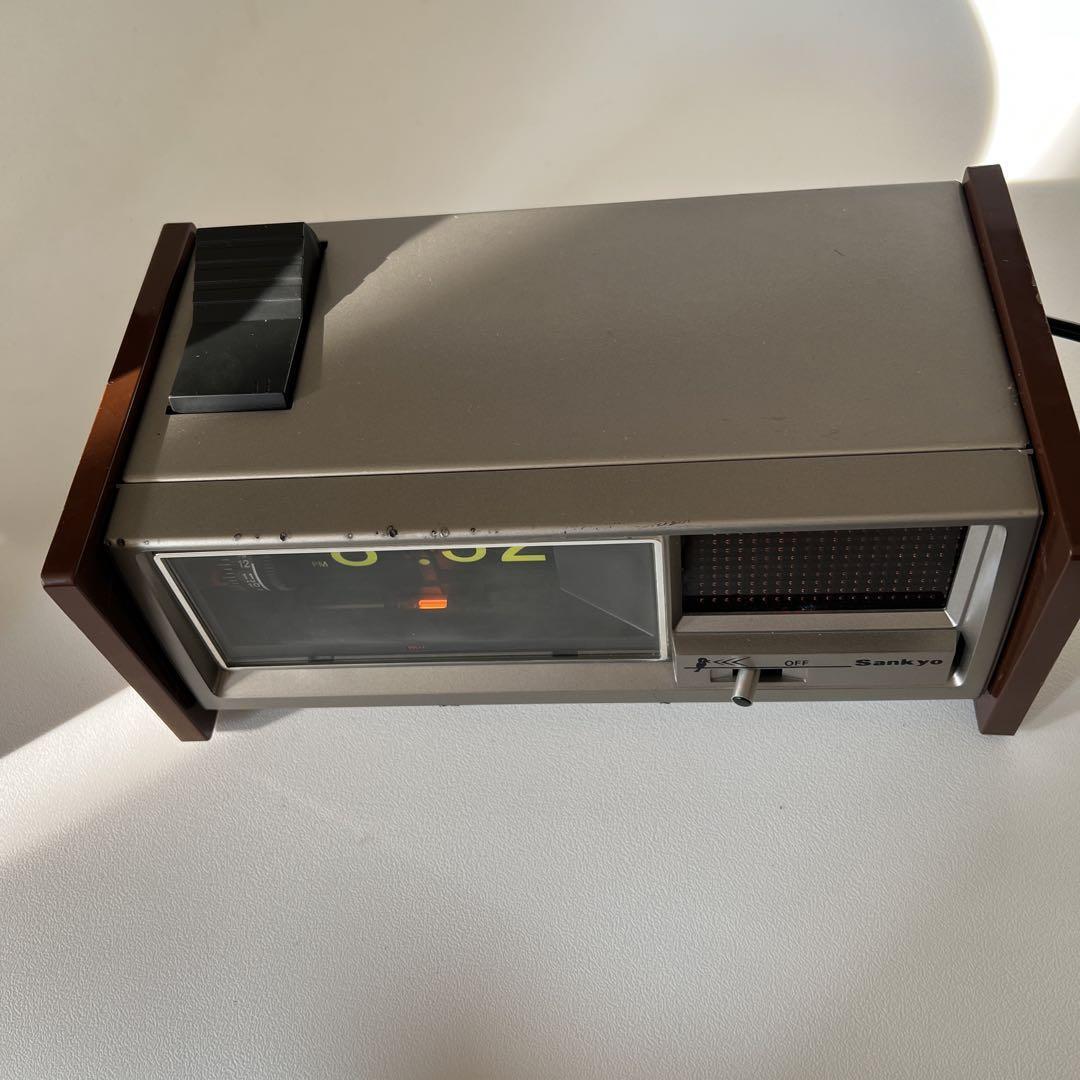 Sankyo / ZAX LT-173 Vintage Flip Clock Alarm 50 60hz Retro Rare