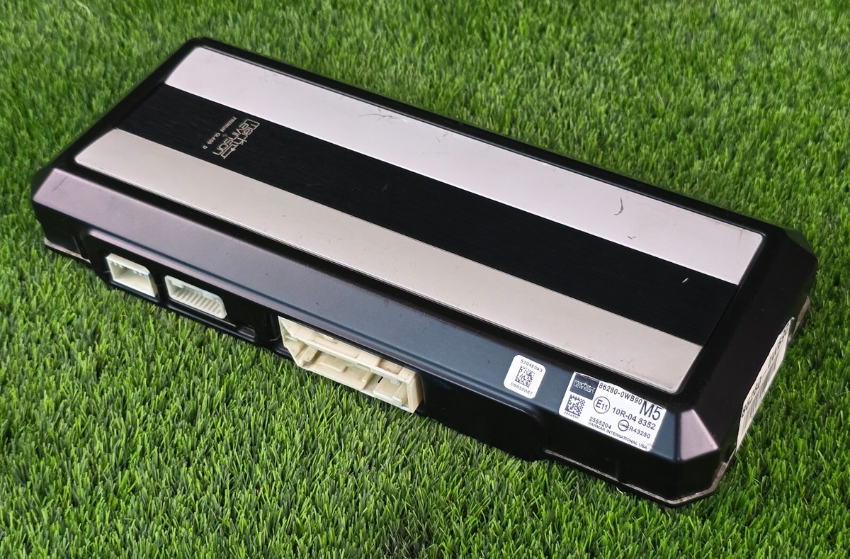 Lexus GS250 GS350 GS45H Mark levinson Factory Amplifier 86280