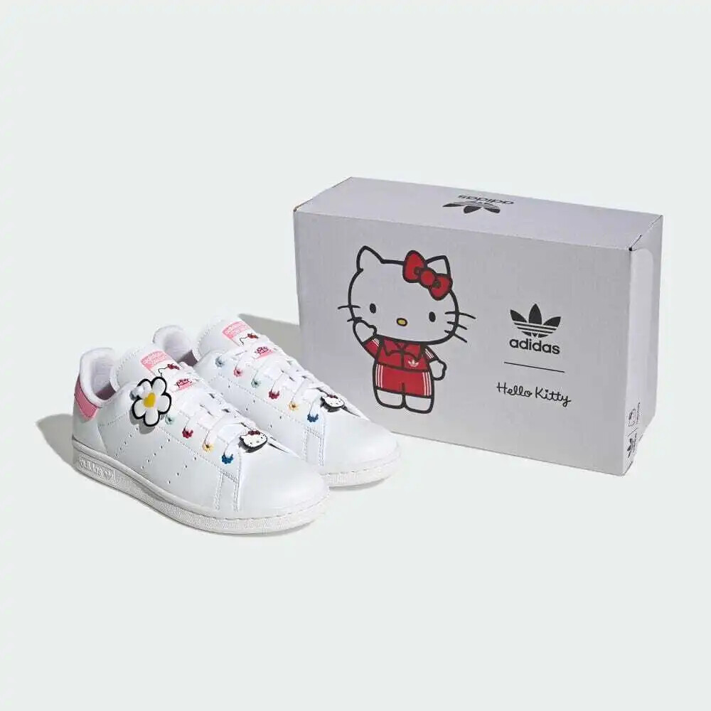 adidas Women's ADIDAS ORIGINALS × HELLO KITTY STAN SMITH KIDS