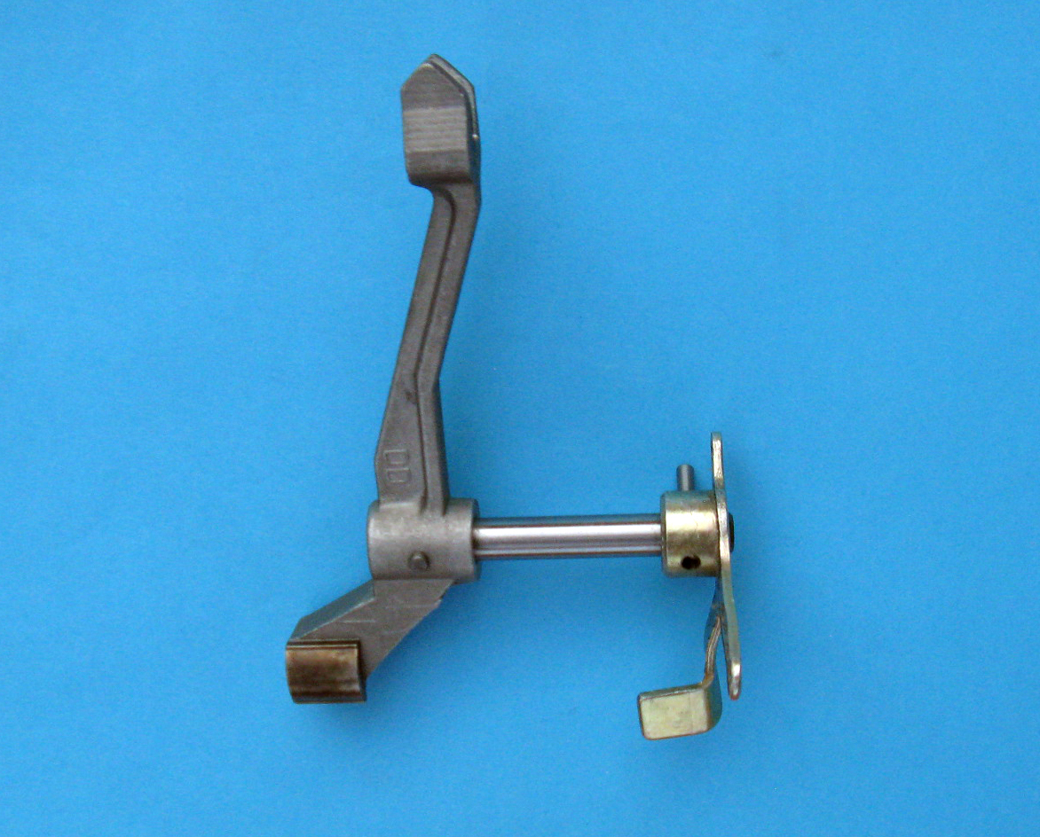 Yanmar L75AE L90AE L100AE L100EE Governor Lever Assembly 714650