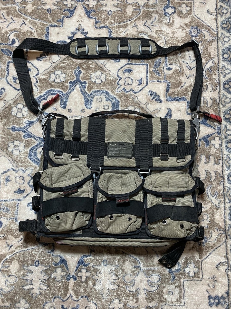 OAKLEY 00s 名作 tactical messenger bag y2k OAKLEY 00s 名作