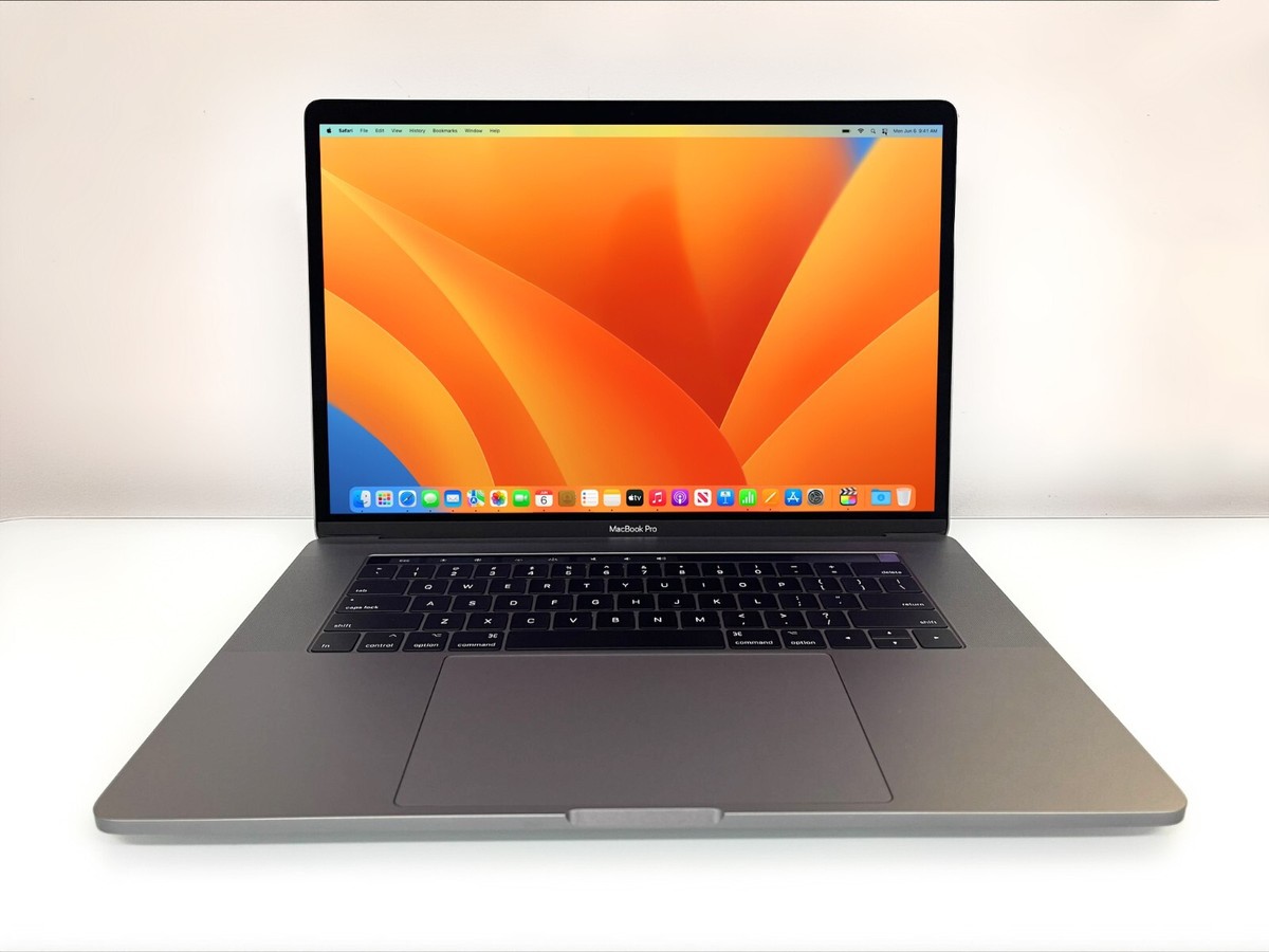 MacBook Pro 15in Touchbar - Core i7 512GB SSD 16GB RAM Radeon 560X
