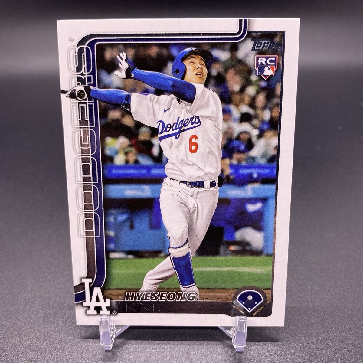 2025 Topps Hyeseong Kim RC Los Angeles Dodgers Series 2 Rookie