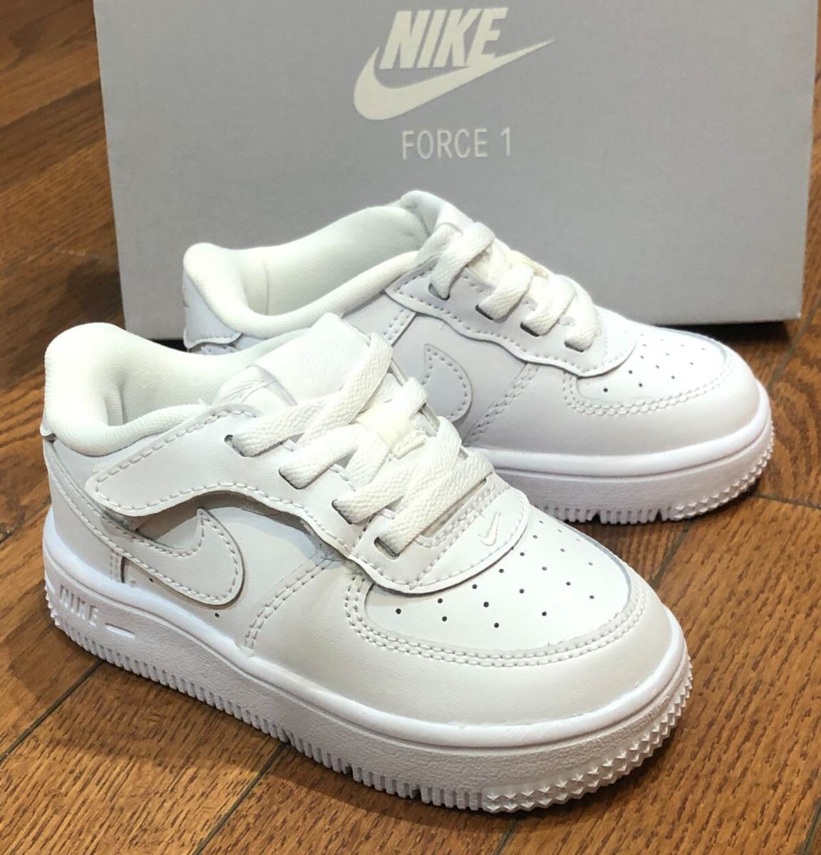 NEW* TODDLER BABY NIKE AIR FORCE 1 EASYON (TD) WHITE / WHITE