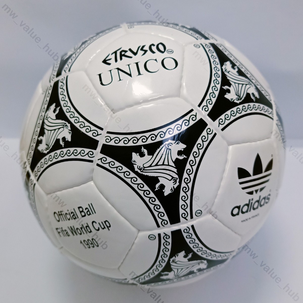 Adidas Etrusco Unico Soccer ball FIFA World Cup 1990 Match ball