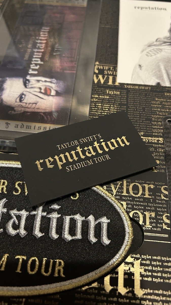 Taylor Swift Reputation Tour VIP Box - ALL items (+2 rep tour