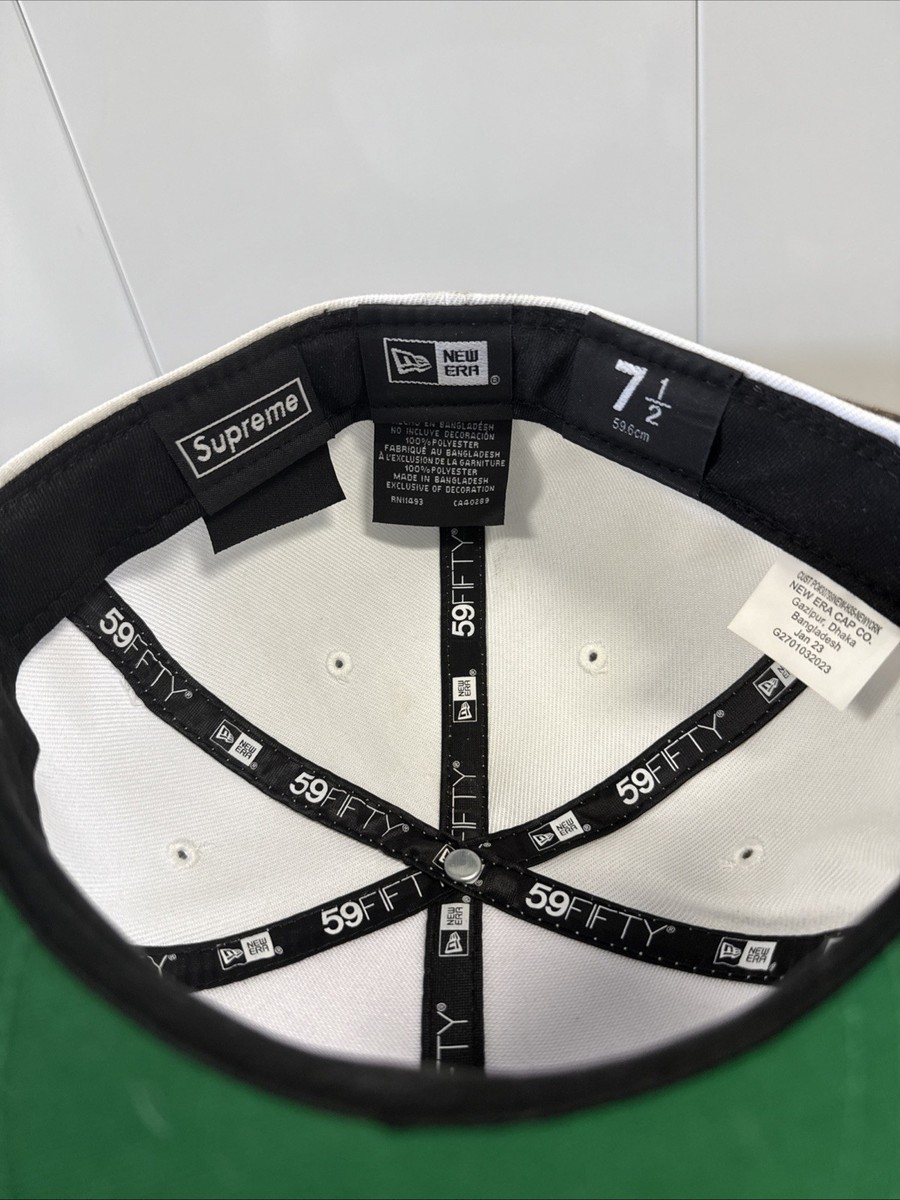 Supreme x New Era 59FIFTY Fitted Hat White Black Logo Size 7 1/2