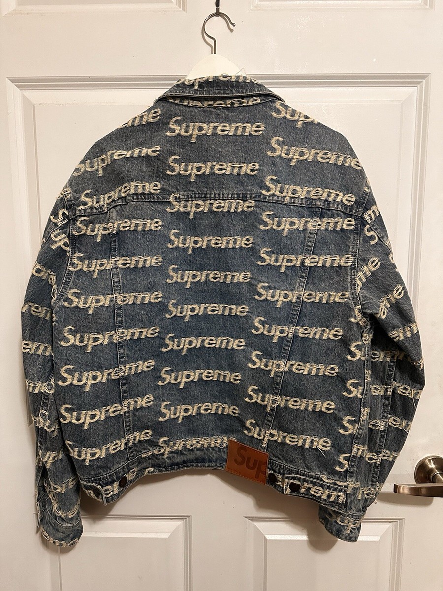 100% Authentic Supreme Frayed Logos Denim Tucker Jacket Blue Size