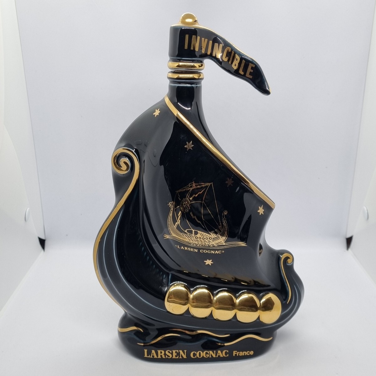Rare Larsen Cognac Viking Ship Invincible Edition Black And Gold