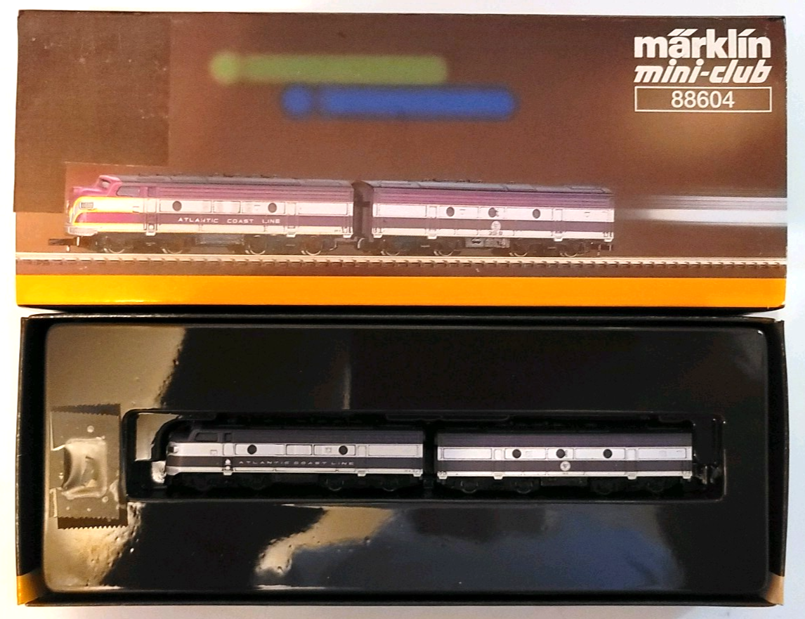 Marklin Z scale Mini Club 88604 F7 A-B Atlantic Coast Line Loco w