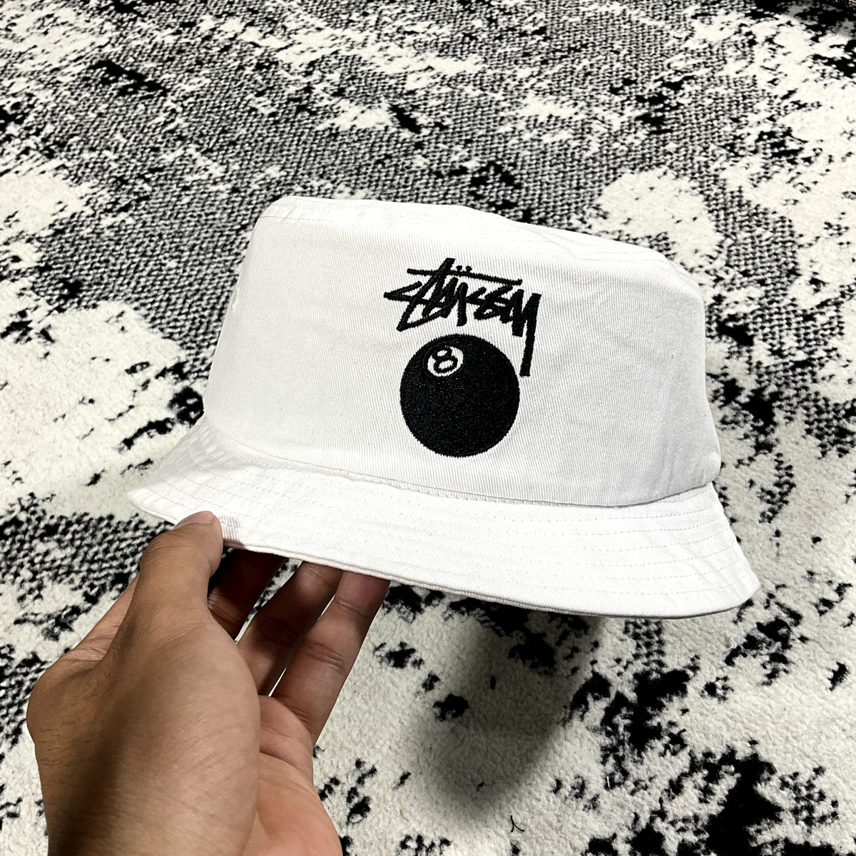 STUSSY BUCKET HAT 8 BALL BUCKET HAT WHITE L/XL SUMMER CAMPING