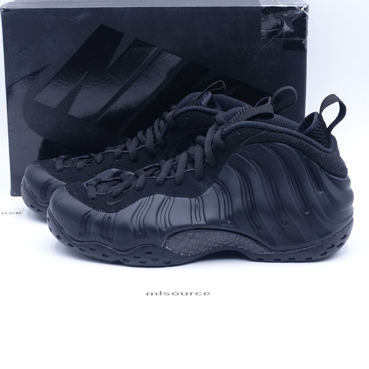 Size 8.5 Men's Nike Air Foamposite One Sneakers Black/Anthracite