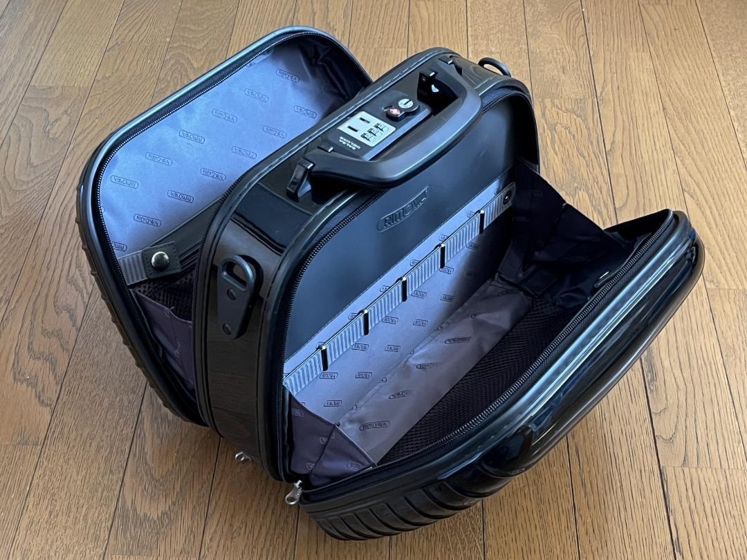 Rimowa Salsa Deluxe Beauty Case Shoulder bag 13L Black 850.38 | eBay