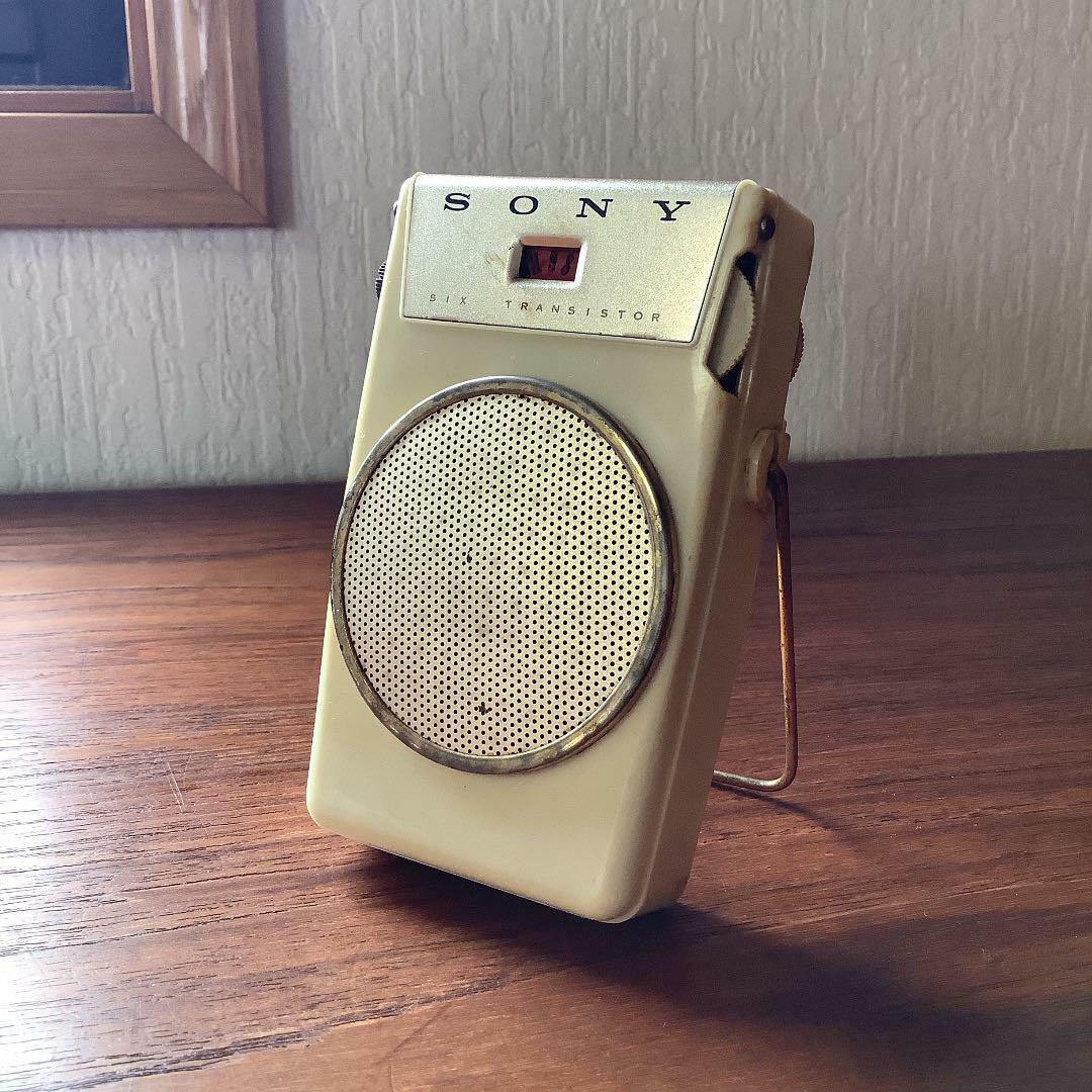 Sony Transistor Radio TR-610 designer Takahiro Tamamoto Model 1958