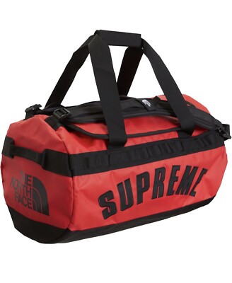 Supreme®/The North Face® Arc Logo Small Base Camp Duffle Bag Red
