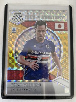 Maya Yoshida 2021-22 Panini Mosaic Men Of Mastery #30 Gold Prizm 9