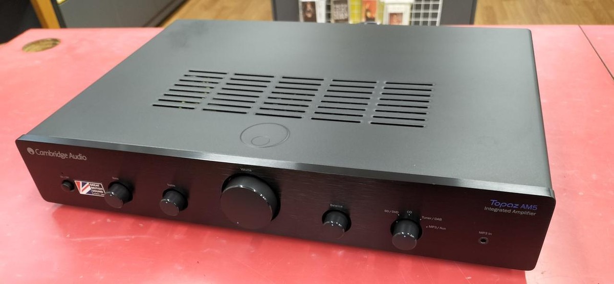 Cambridge Audio Topaz AM5 Integrated Amplifier Good Condition from