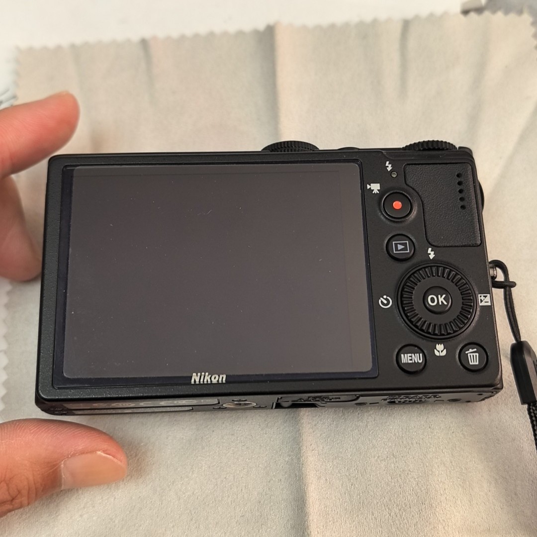 Nikon Coolpix P310 Digital Camera 16.1 MP 4.2x Optical Zoom