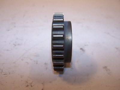 KAWASAKI ZX11 CRANKSHAFT CRANK SPROCKET 21T 12046-1084 ZX 11 ZX-11