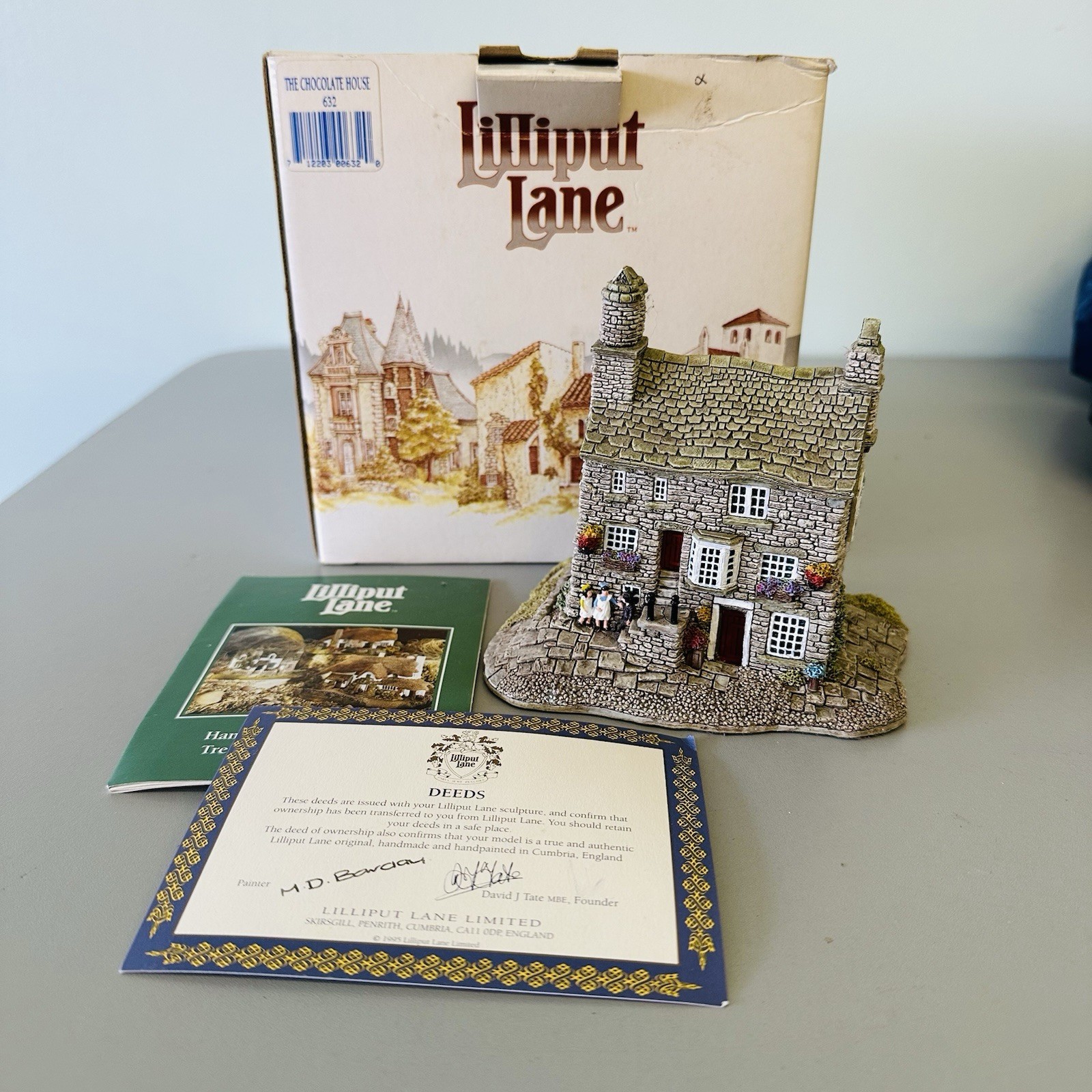Lilliput Lane - The Chocolate House
