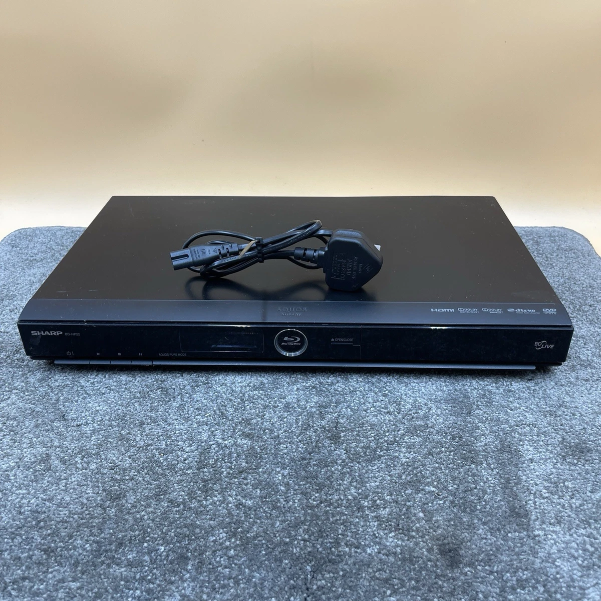 AQUOSブルーレイ＜BD-HDS43＞を発売 AQUOS BD. SHARP BD-W1800 DVD