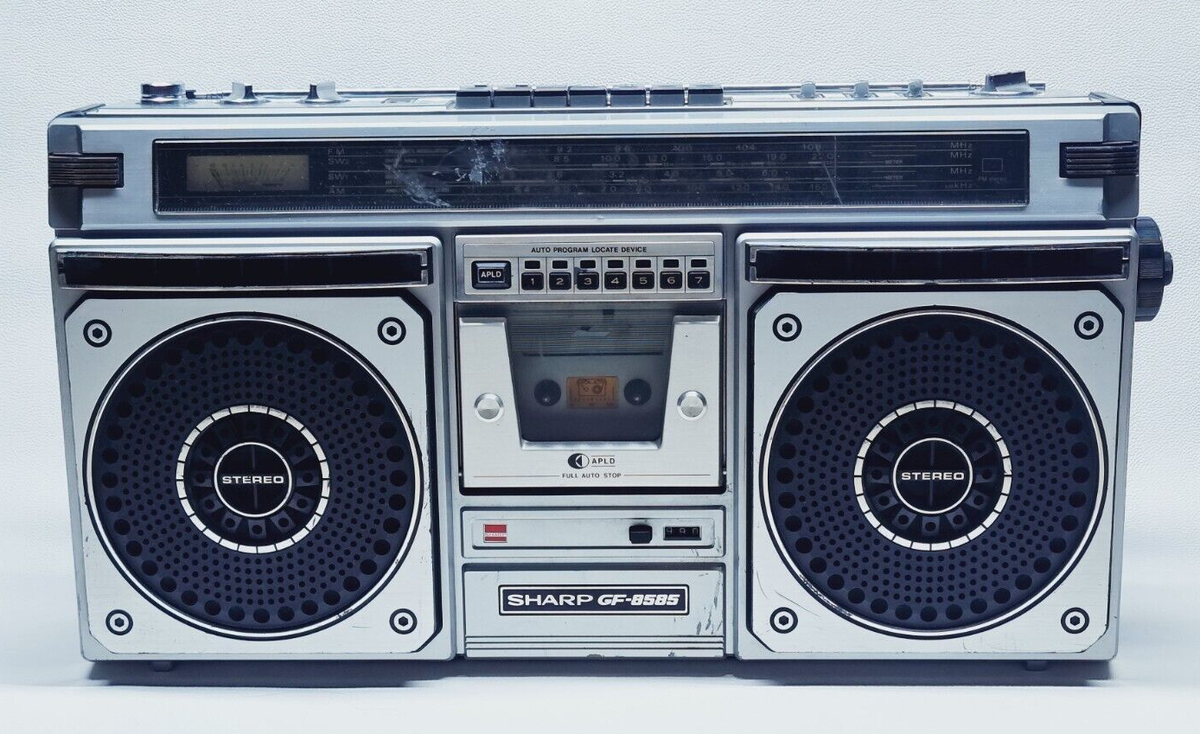 VINTAGE Sharp GF 8585 X Boombox Cassette Player - For Parts only