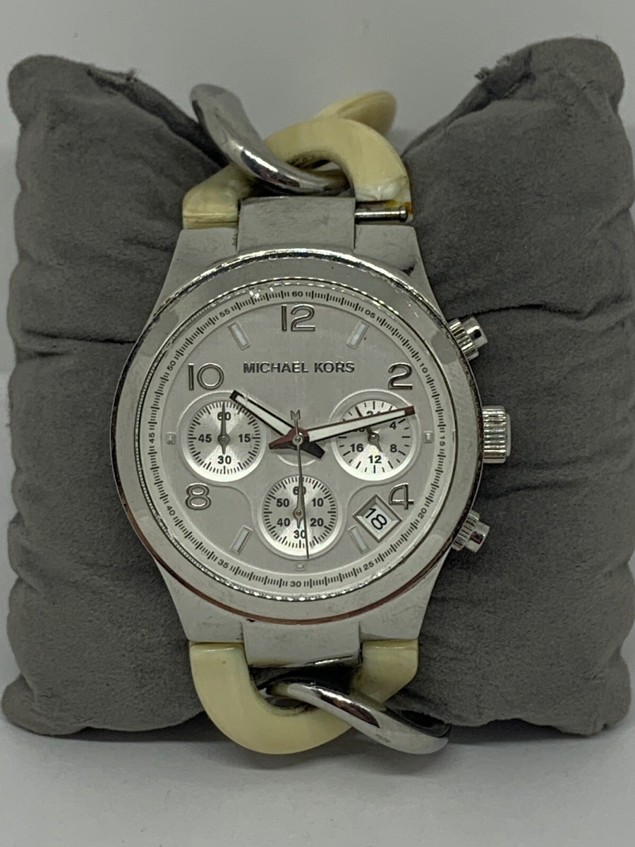 Michael Kors MK4263 Womens Stainless Steel Analog Silver Dial