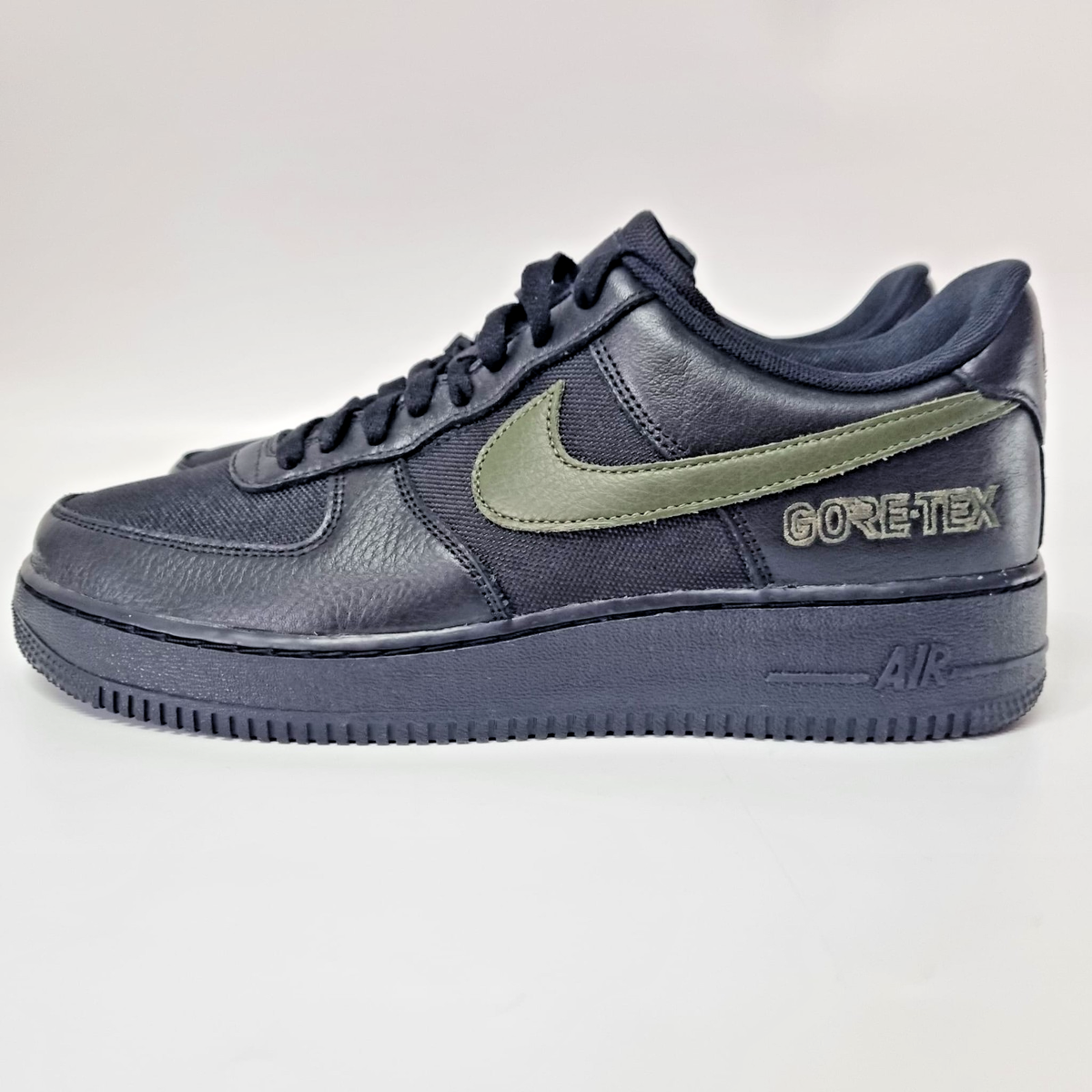 Size 10 - Nike Air Force 1 GORE-TEX Low Black Cargo Khaki for sale