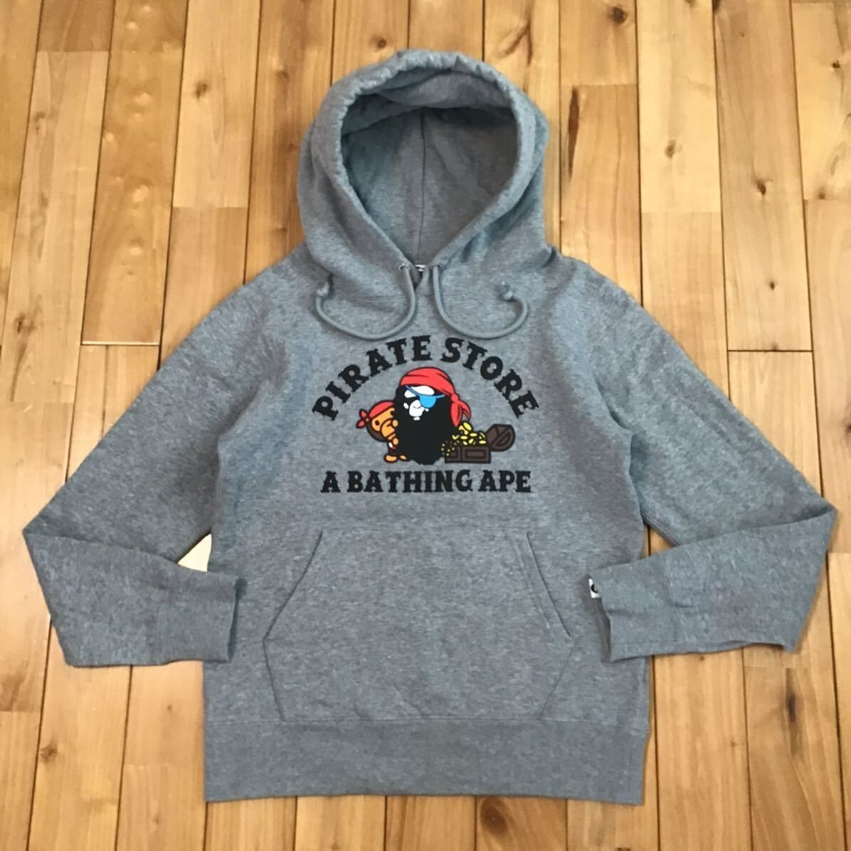 BAPE Pirate Store Exclusive Milo College Logo pullover Hoodie Gray