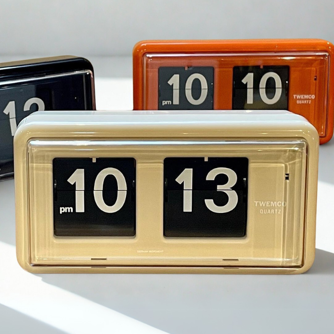 TWEMCO Flip Clock QT-30 Beige – Retro Automatic Desk Clock from