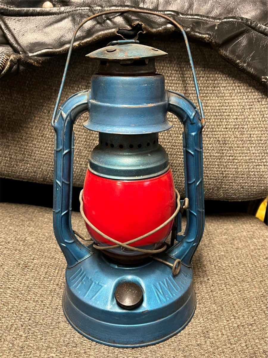 vtg Dietz little wizard railroad blue lantern original red globe