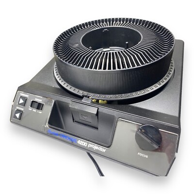 Kodak - Carousel 4200 - Slide Projector w/ Slide Tray, Remote