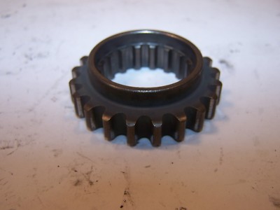 KAWASAKI ZX11 CRANKSHAFT CRANK SPROCKET 21T 12046-1084 ZX 11 ZX-11