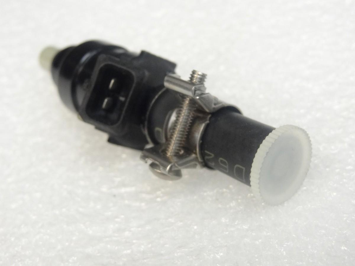 Kawasaki NOS NEW 49033-1001 Fuel Injector KZ ZX KZ1100 KZ1000