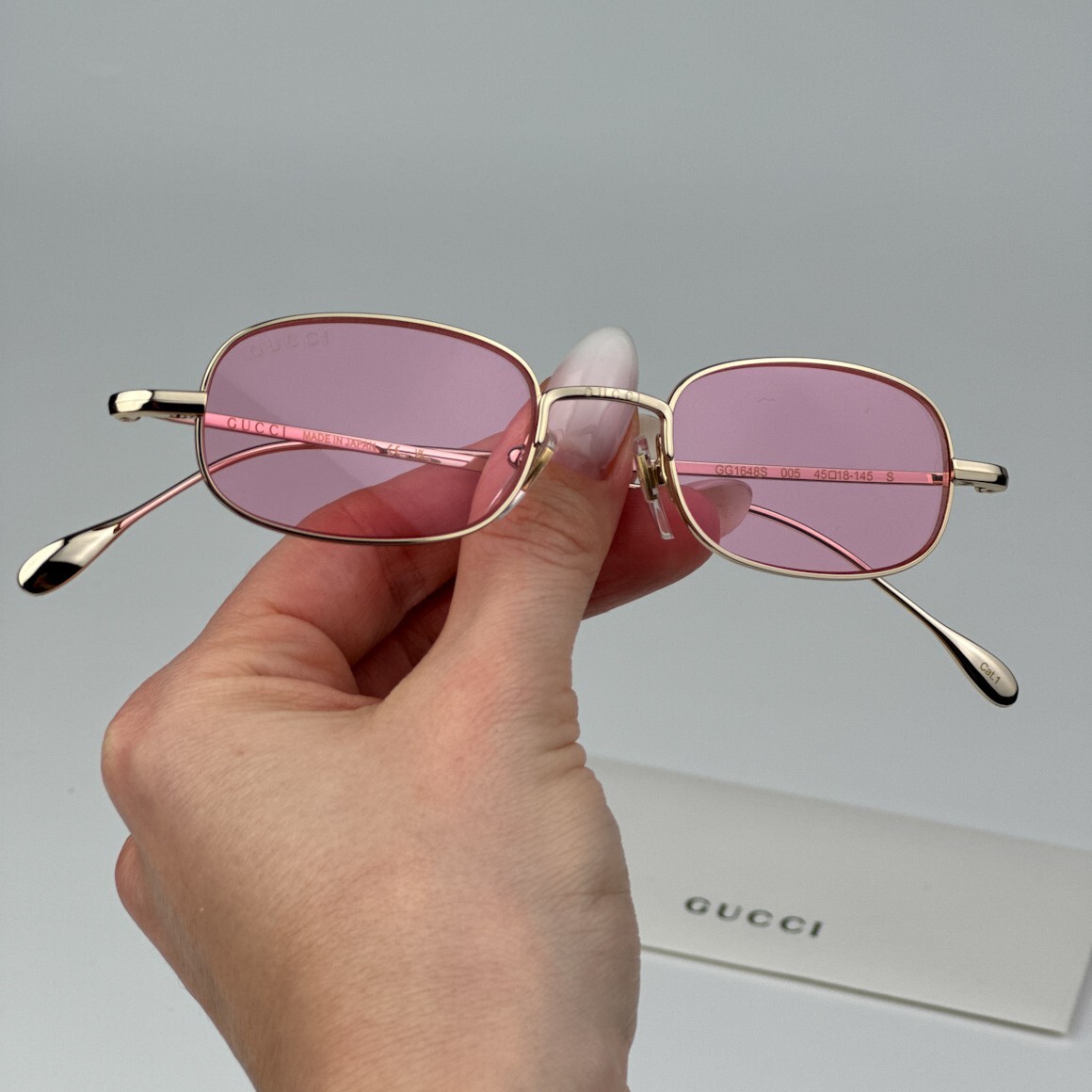 Gucci Women AUTHENTIC Sunglasses Gold Pink Rectangle GG1648S 005