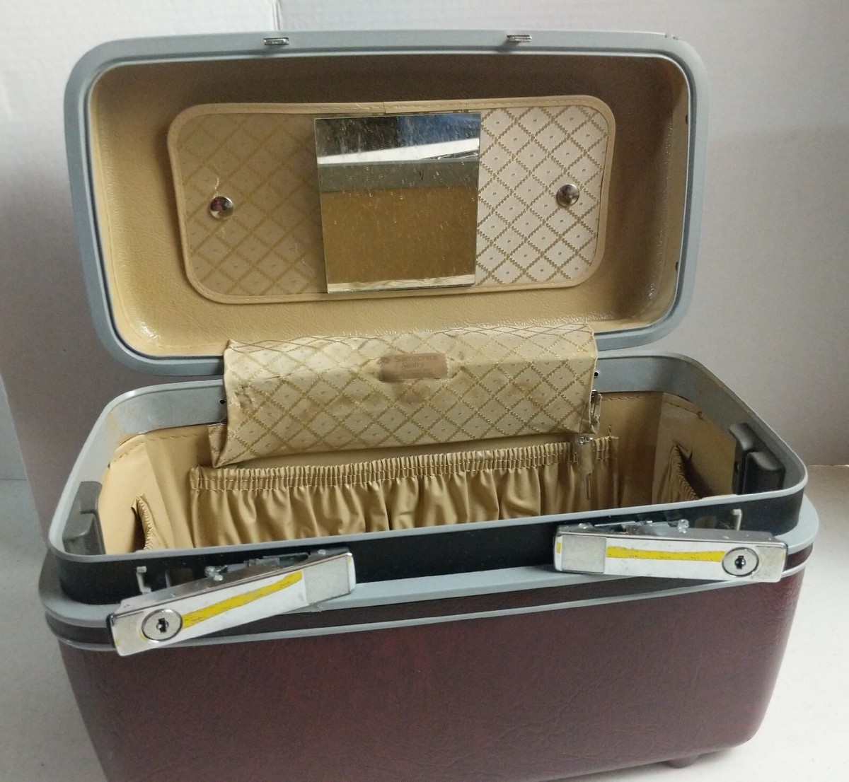 VTG Samsonite Train Case Luggage Burgundy Carry-on Mid Century