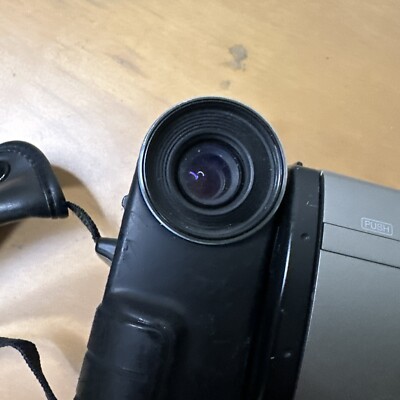 Sharp VL-E30U Viewcam Video 8 Camcorder Video Camera Untested As