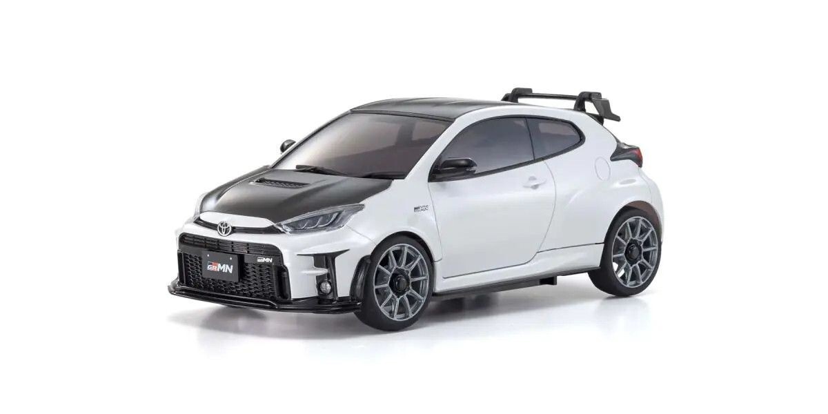 Kyosho MINI-Z AWD Toyota GRMN YARIS CIRCUIT PACKAGE White Pearl