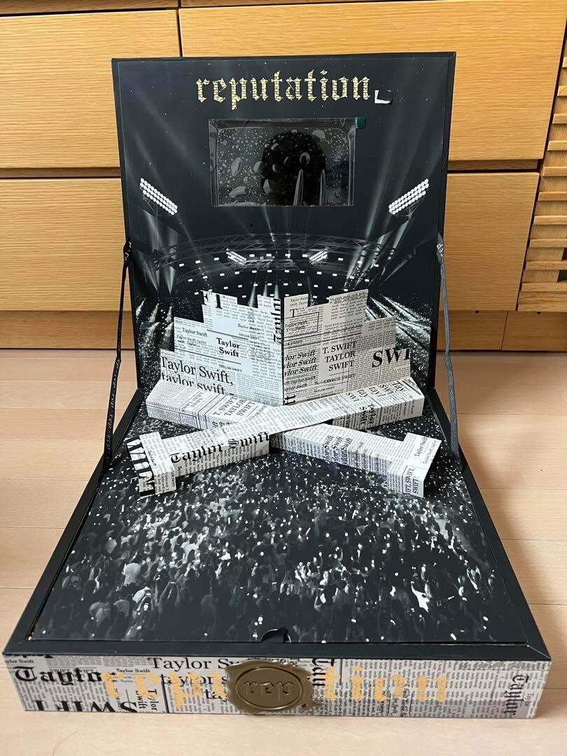 Taylor swift / Reputation Vip Box Stadium Tour | eBay