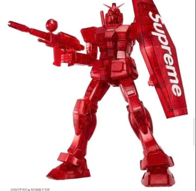 Supreme MG 1/100 RX-78-2 GUNDAM Ver. 3.0 Action Figure Red BANDAI
