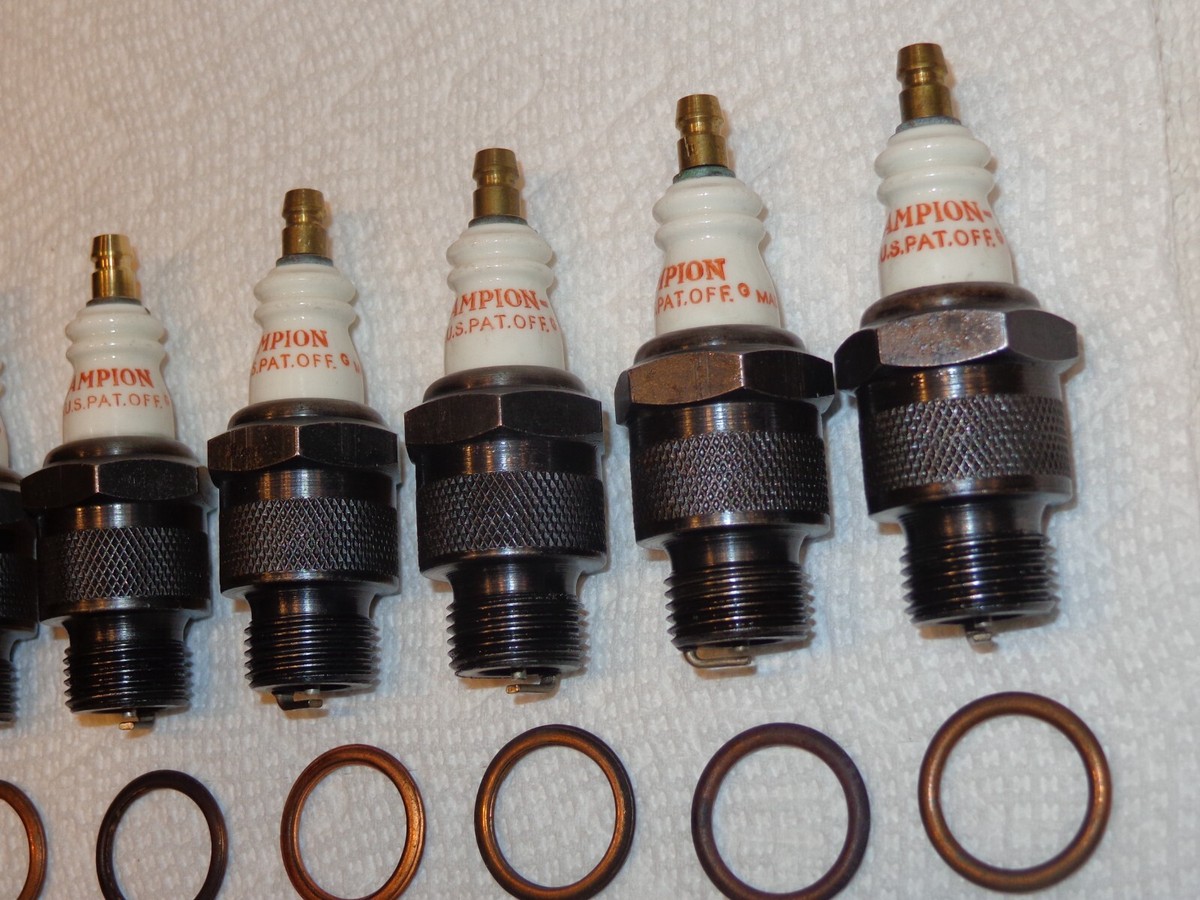 ハラペコあおむしchampion spark plugs vintage Rare Vintage Champion