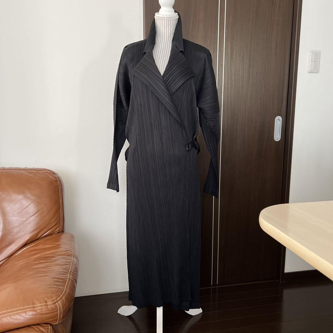 PLEATS PLEASE ISSEY MIYAKE Coat black 4 Used | eBay