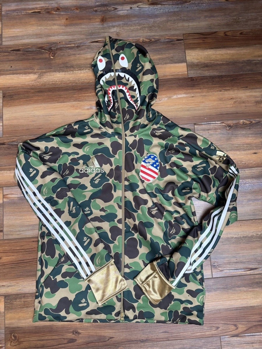 BAPE x adidas SB Shark Hoodie Size LARGE Green Camo Full Zip